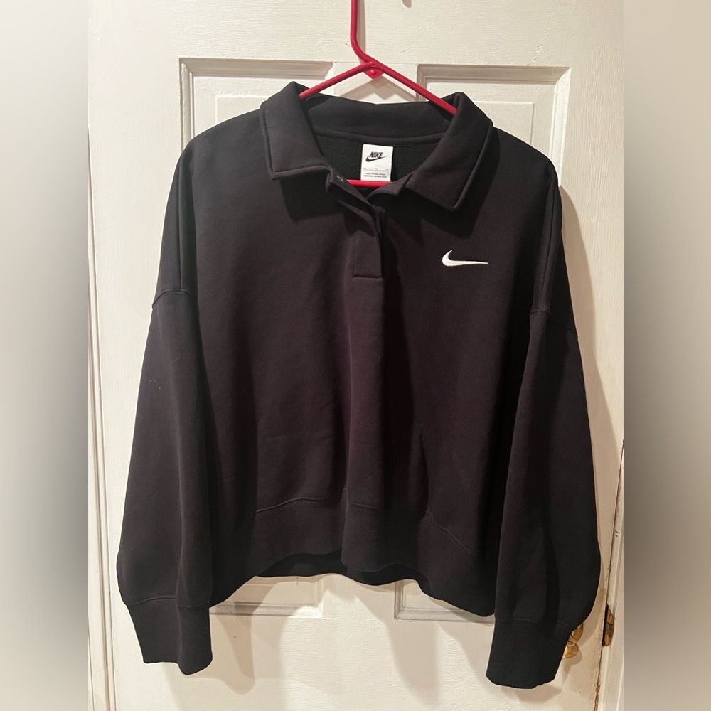 Nike Women’s Sportswear Phoenix Fleece 3/4 Crop Polo Sweatshirt, DQ5868-010